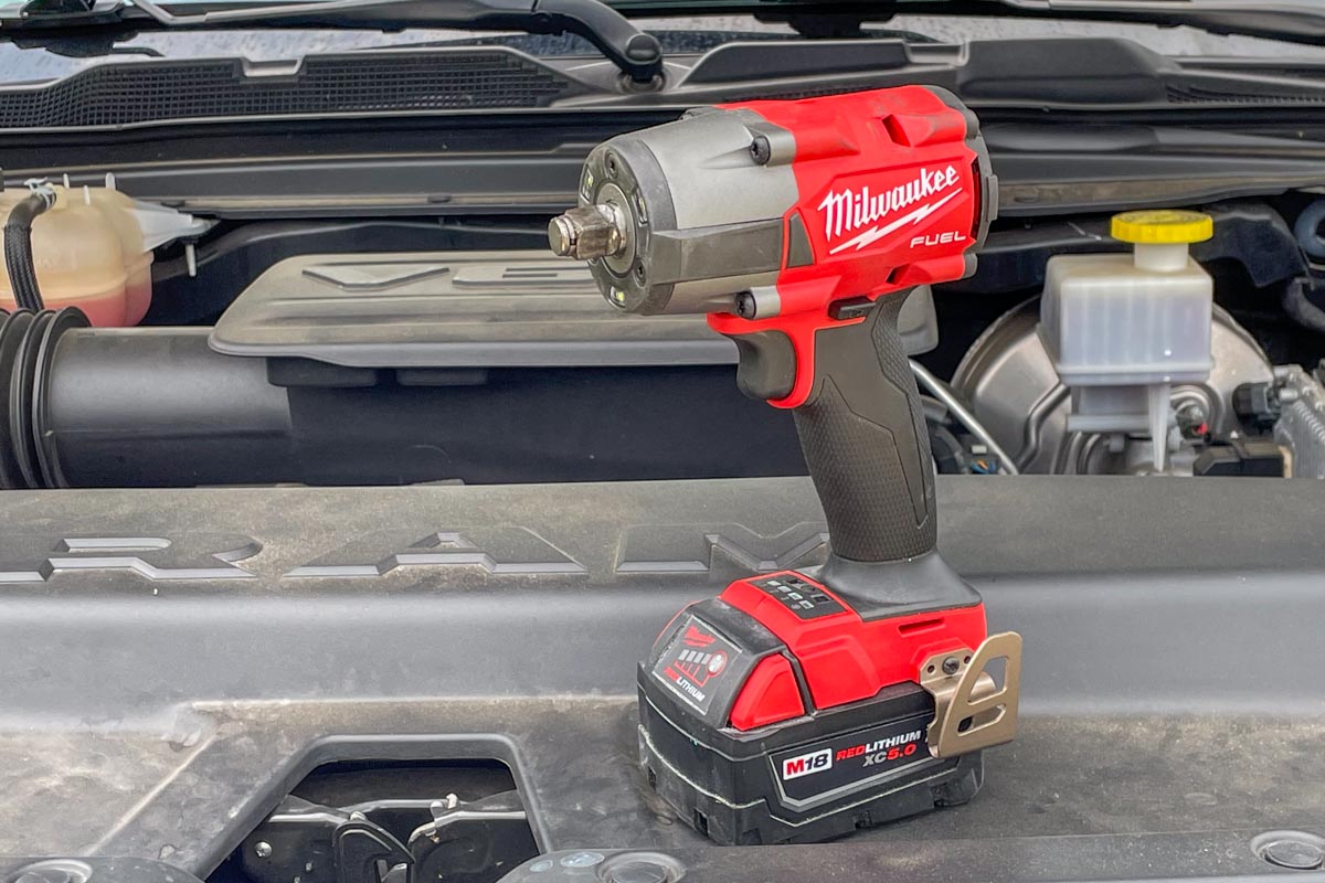 Milwaukee Vs DeWalt Impact Wrench Head To Head Review Pro Tool Reviews