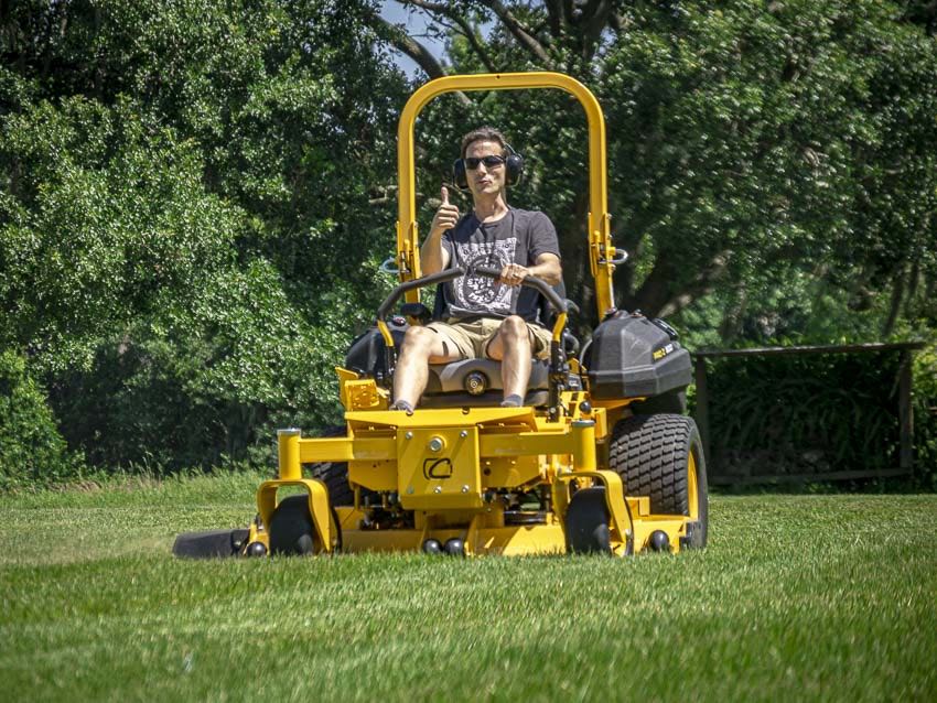 Cub cadet pro z 160s online kw