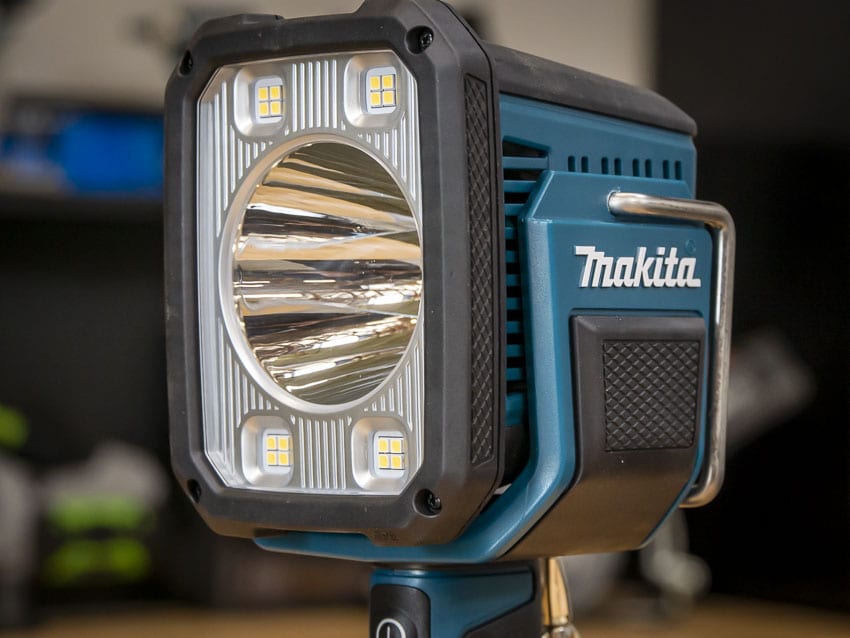 Lampe torche Makita debdml812, torche led Makita debdml812, lampe led  professionnelle - Meygalmat