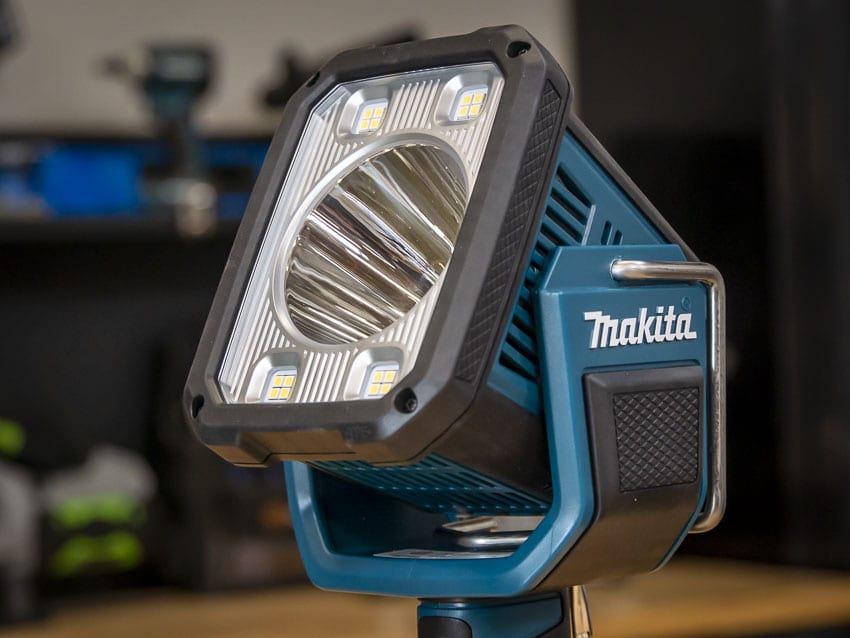 Lampe torche Makita debdml812, torche led Makita debdml812, lampe led  professionnelle - Meygalmat