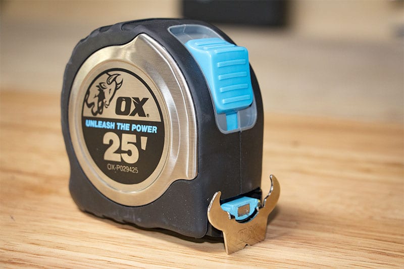 https://www.protoolreviews.com/tools/hand/measuring-levels/ox-tools-25-ft-pro-ss-tape-measure/24682/attachment/ox-tape-measure-04/