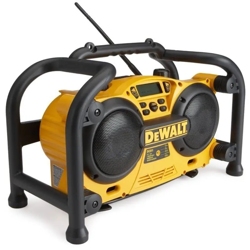 DeWALT DC011 work site radio/ 18volt battery charger buying PLUS 2 batteries