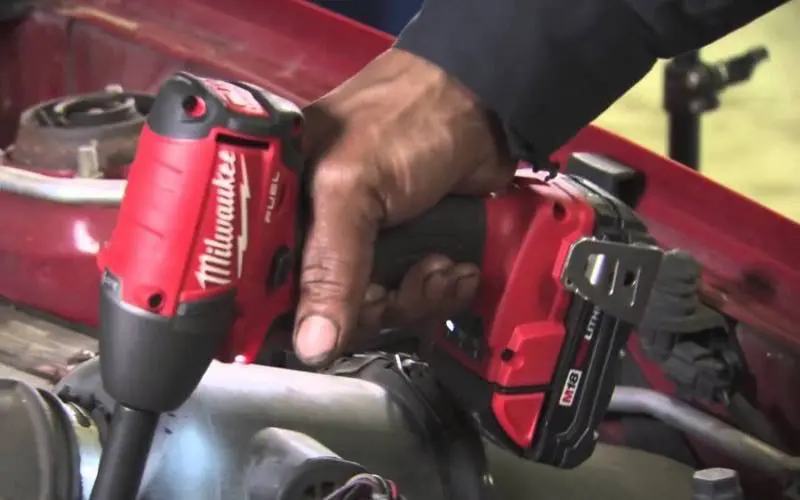 Milwaukee M18 Compact Impact Wrench