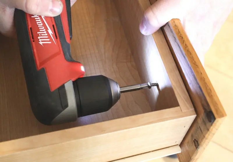 Milwaukee M12 Right Angle Drilling