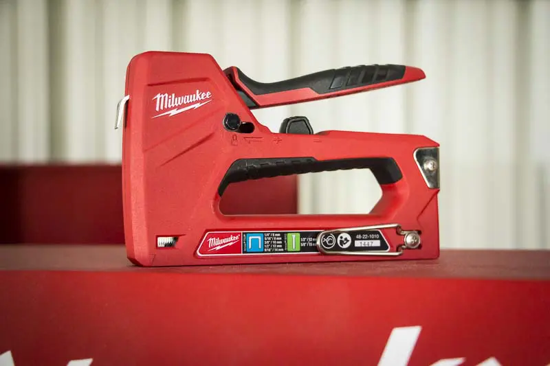 Staples for milwaukee staple gun sale