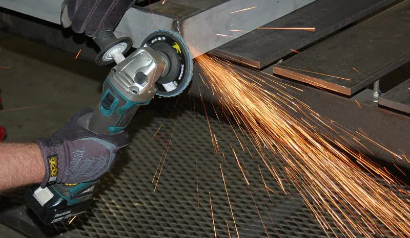 Makita XAG04T 18V Brushless Cordless 4 1 2 Angle Grinder Review