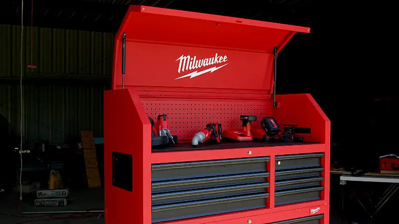 Milwaukee 46 Inch Tool Chest 48-22-8510