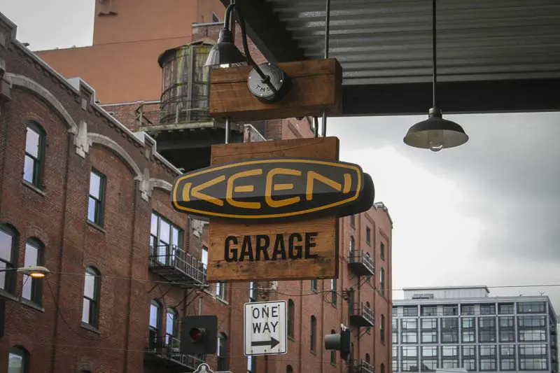 keen manufacturing tour garage