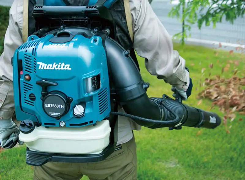 Makita gas powered leaf blower sale