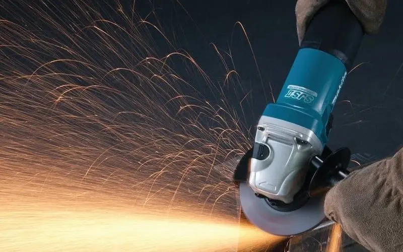 Makita GA5042C grinder