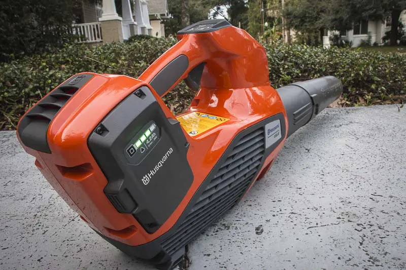 Husqvarna 436LiB blower