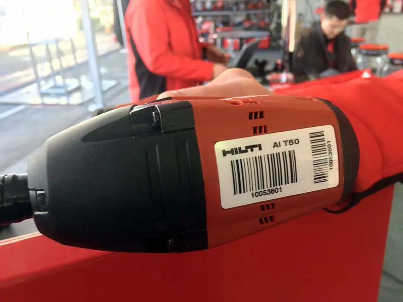 Hilti On!Track RFID tag bar code