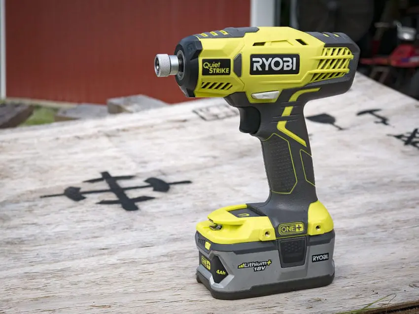 Ryobi QuietStrike Pulse Driver 01