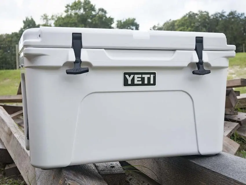 Yeti Tundra fashion 45 Cooler