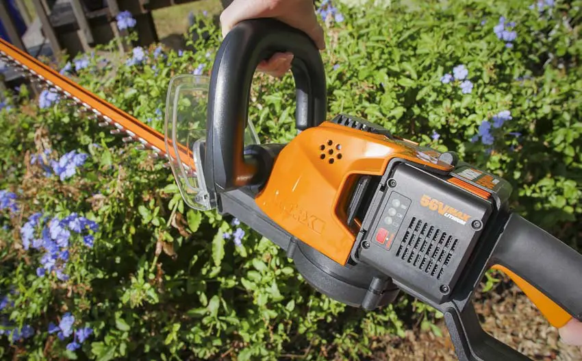 Worx 56V hedge trimmer review