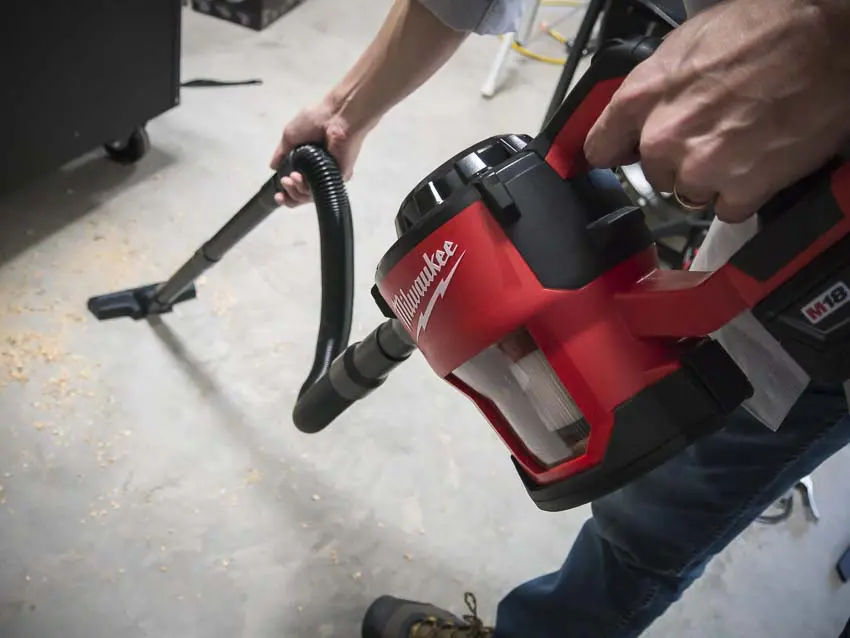 Milwaukee M18 Compact Vacuum floor