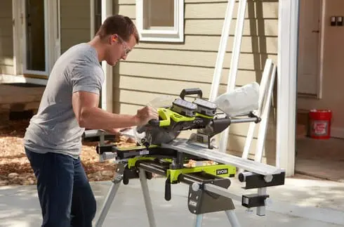 Ryobi 18V ONE+ 10-Inch Miter Saw