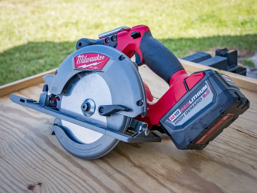 Milwaukee M18 Fuel 6-1/2 Inch Circular Saw 2730