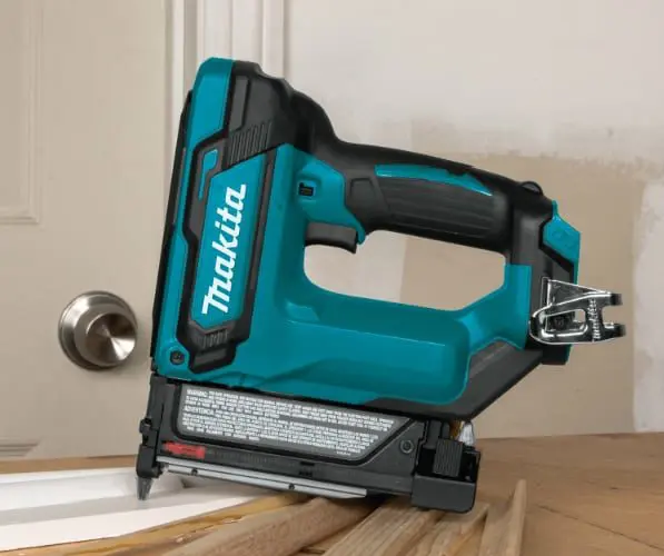 Makita 12V CXT Pin Nailer