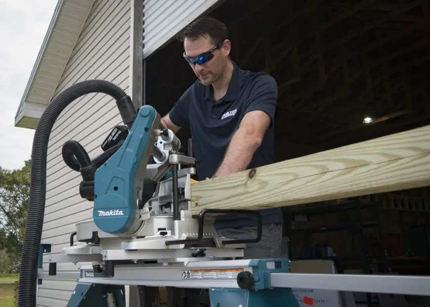 Makita 10" Cordless Miter Saw XSL06 Review