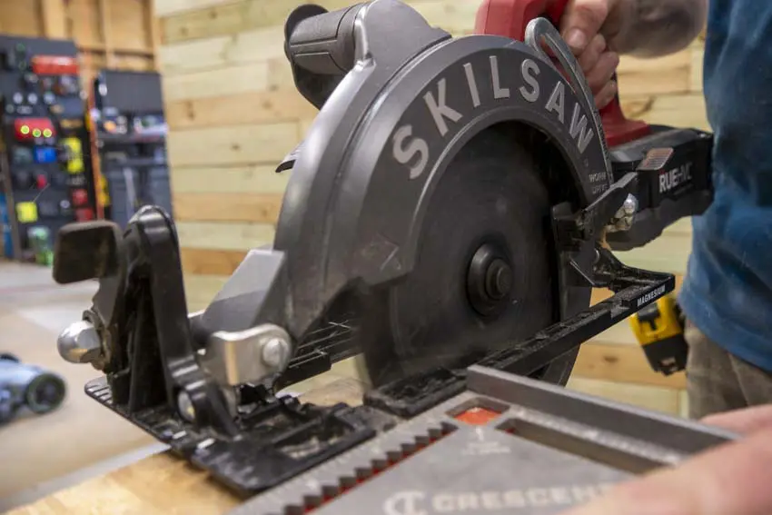 Best Cordless Circular Saw - Skilsaw TrueHVL Worm Drive