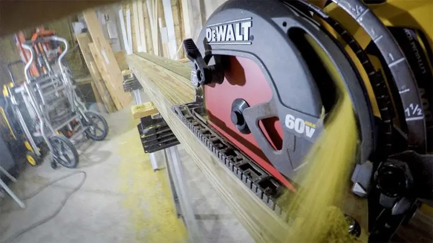 DeWalt FlexVolt Worm Drive Style Saw: A Cordless Worm Drive?