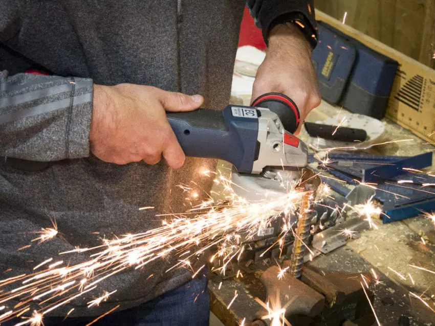 Bosch 18V Connected Angle Grinder GWS18V-45CN Review