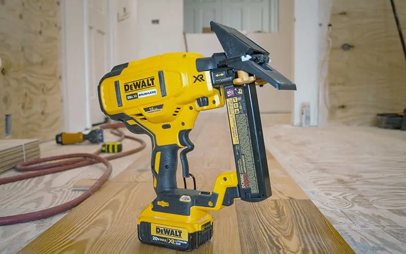 DeWalt 20V Max Cordless Flooring Stapler Review