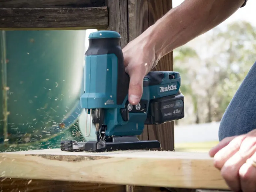 Makita 12V CXT Jig Saw Barrel Grip VJ05 Review