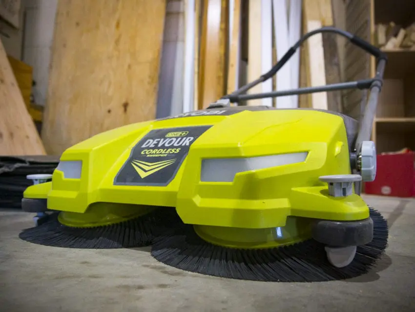 Ryobi Devour Cordless Sweeper Review