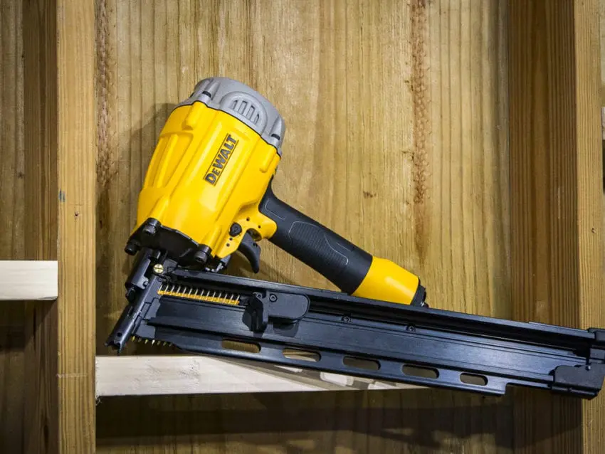 DeWalt 21 degree Framing Nailer Review DWF83PL PTR