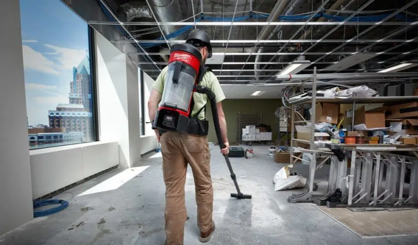 Milwaukee M18 Fuel 3-in-1 Backpack Vacuum