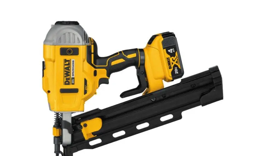 DeWalt 20V Max Cordless Framing Nailer DCN21PLB