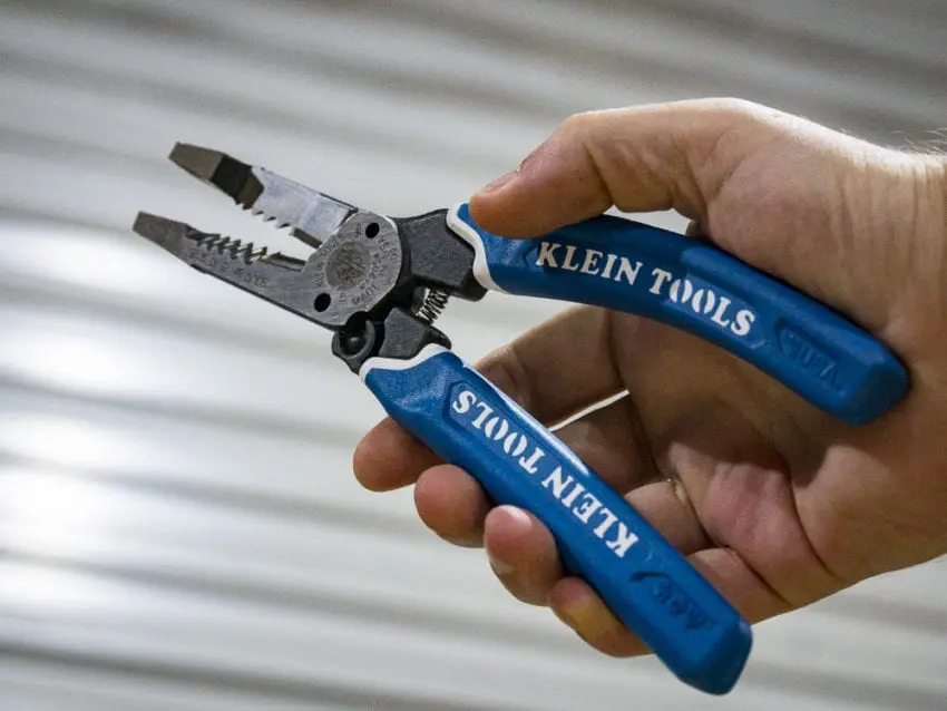 Klein Tools Kurve 8-18 AWG Heavy Duty Wire Stripper