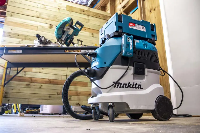 Makita VC4210 Dust Extractor