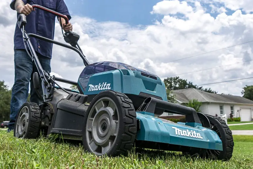 Makita battery powered lawn mower sale