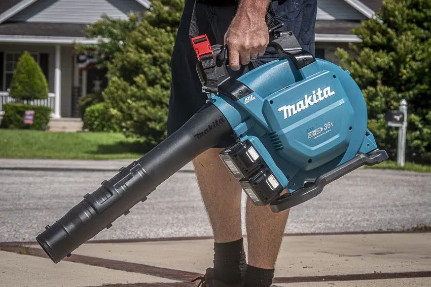 Makita XBU04 18V X2 Cordless Blower Mulcher Review PTR