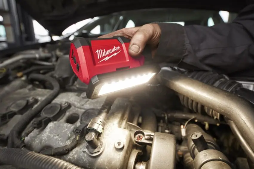 Milwaukee M12 Rover Floodlight