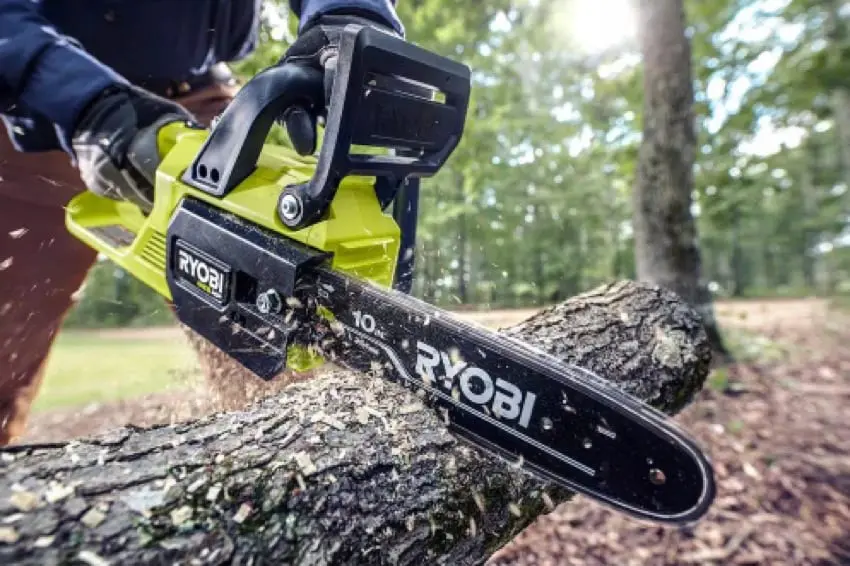 Ryobi chainsaw battery operated sale