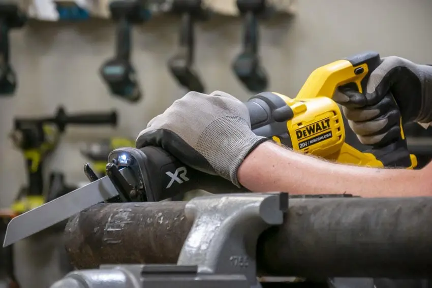 DeWalt 20V Max Power Detect Reciprocating Saw Review