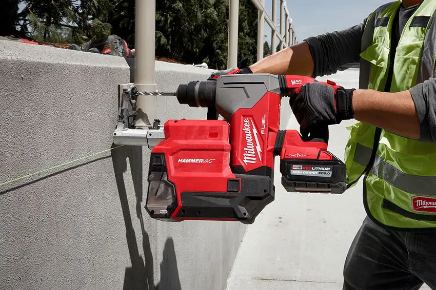 Milwaukee M18 Fuel 1 1/8-Inch SDS Plus Rotary Hammer Gen 2