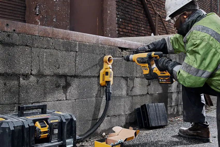 DeWalt DCH416 60V Max FlexVolt 1 1 4 Inch SDS Plus Rotary Hammer