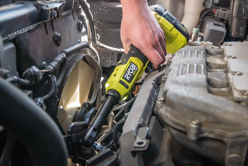 Ryobi Extended Reach Cordless Ratchet