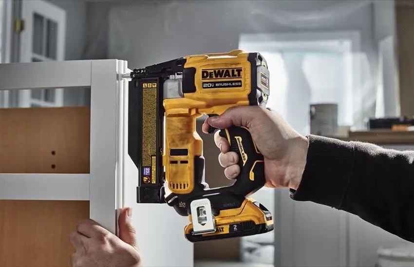 DeWalt DCN623 20V Max cordless pin nailer