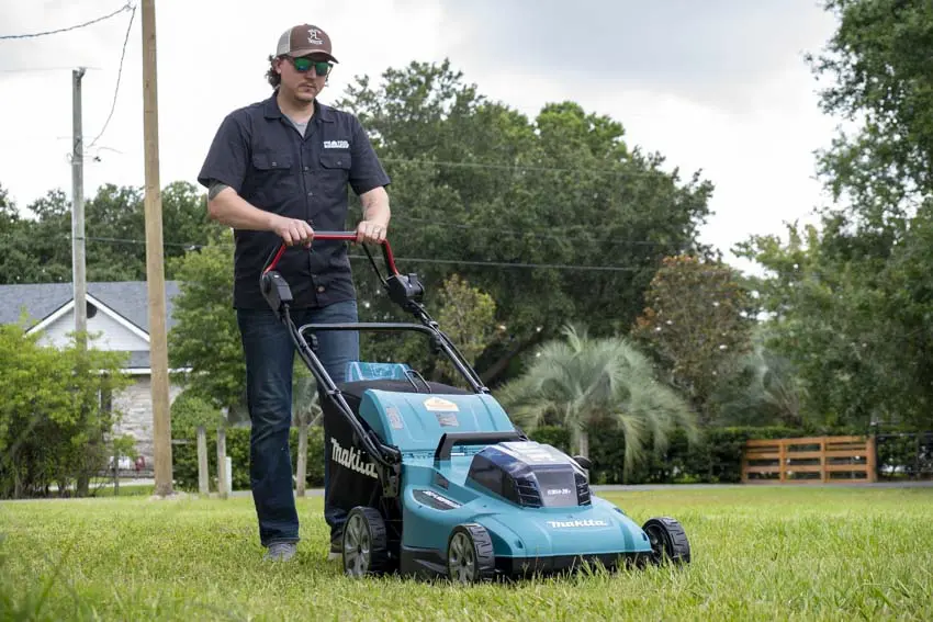 Makita 21 Inch Self Propelled Lawn Mower Review XML11 PTR