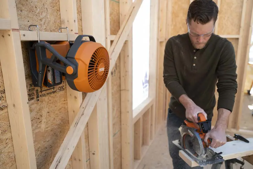 Ridgid 18V Cordless Jobsite Fan Review R860721B Pro Tool Reviews