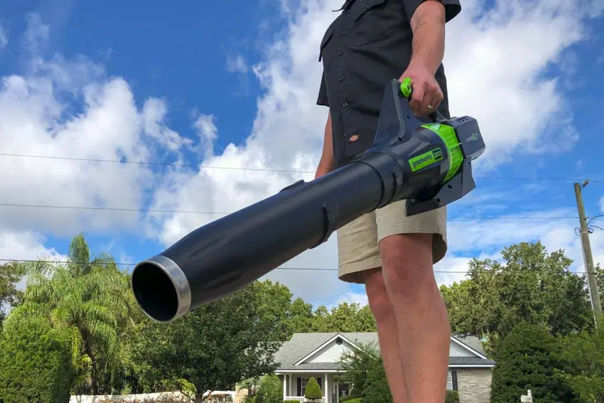 Greenworks 60V 450 CFM Battery-Powered Leaf Blower Review