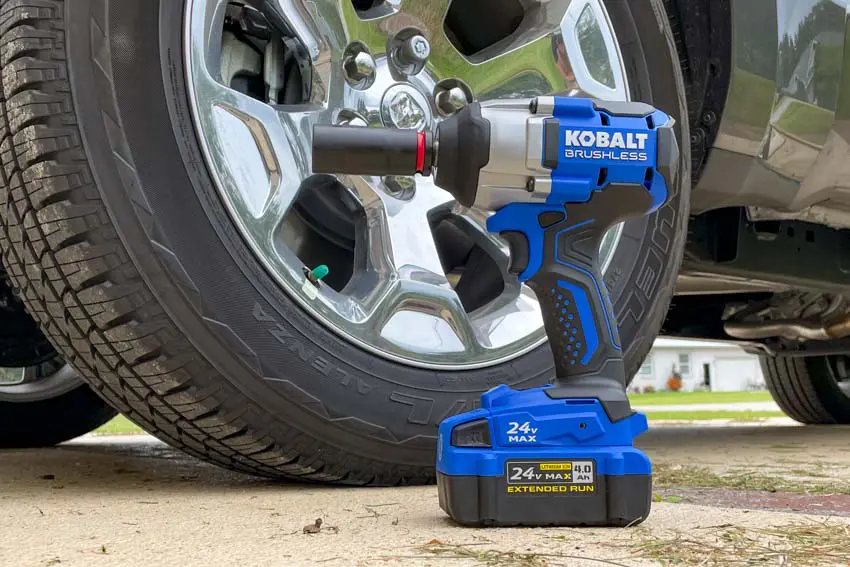 Kobalt 24V Cordless 1/2-Inch Impact Wrench Review