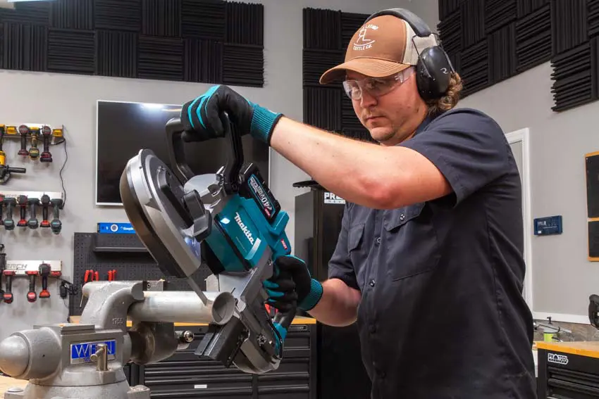 Makita 40V Max XGT Cordless Portable Band Saw Review PTR