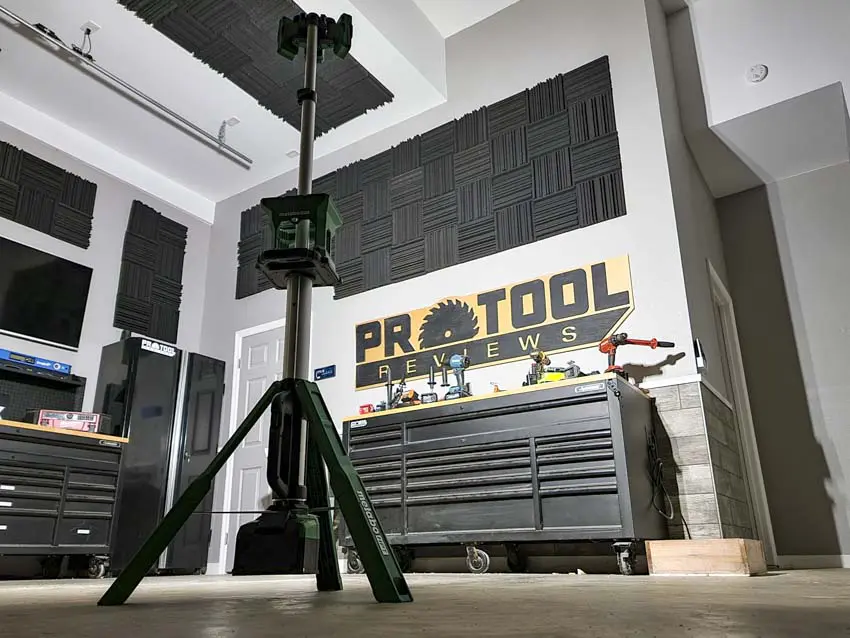 Metabo HPT Tripod Light